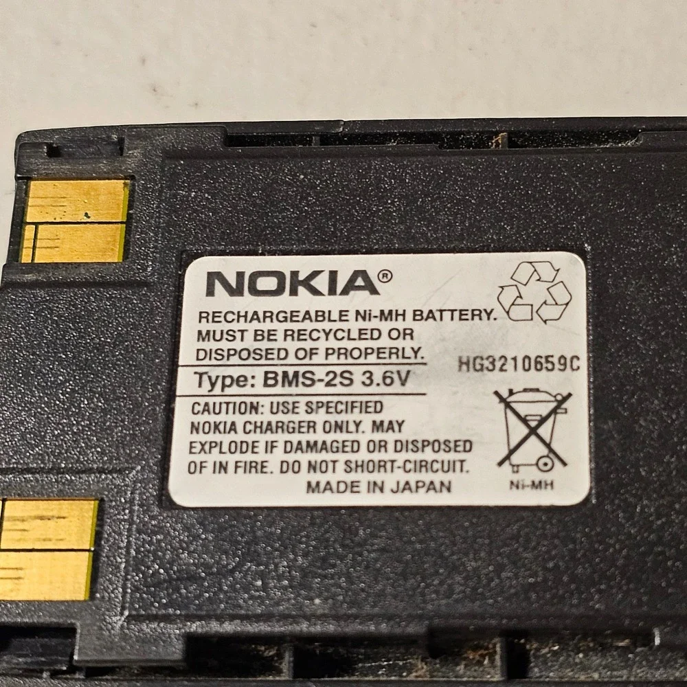 Y2K Nokia 5190 Cell Phone Bundle Brick Candy Bar Charger Case Tested Prop Analog